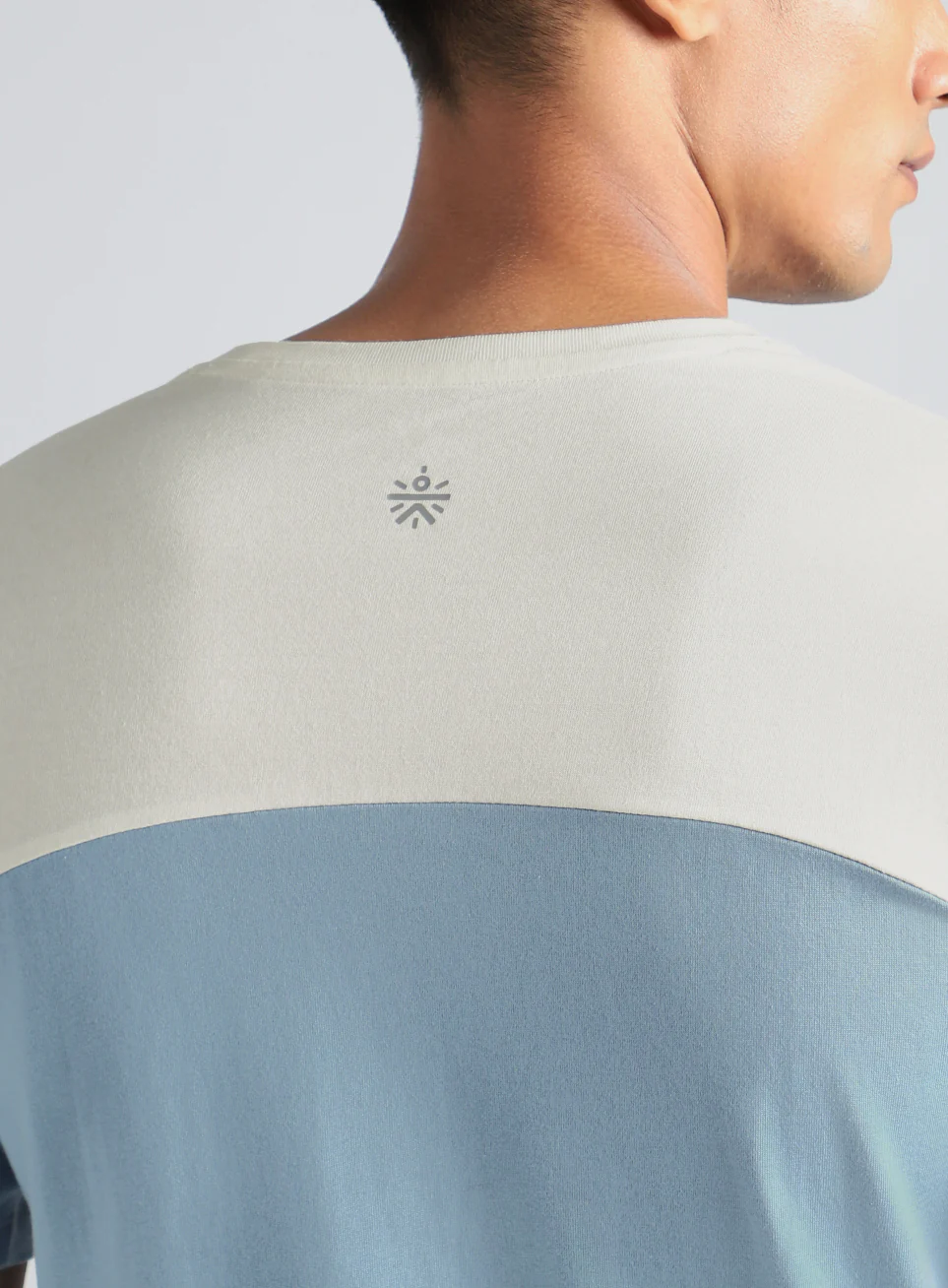 Men's Blue Offbeat Coloblock T-shirt - Image 8