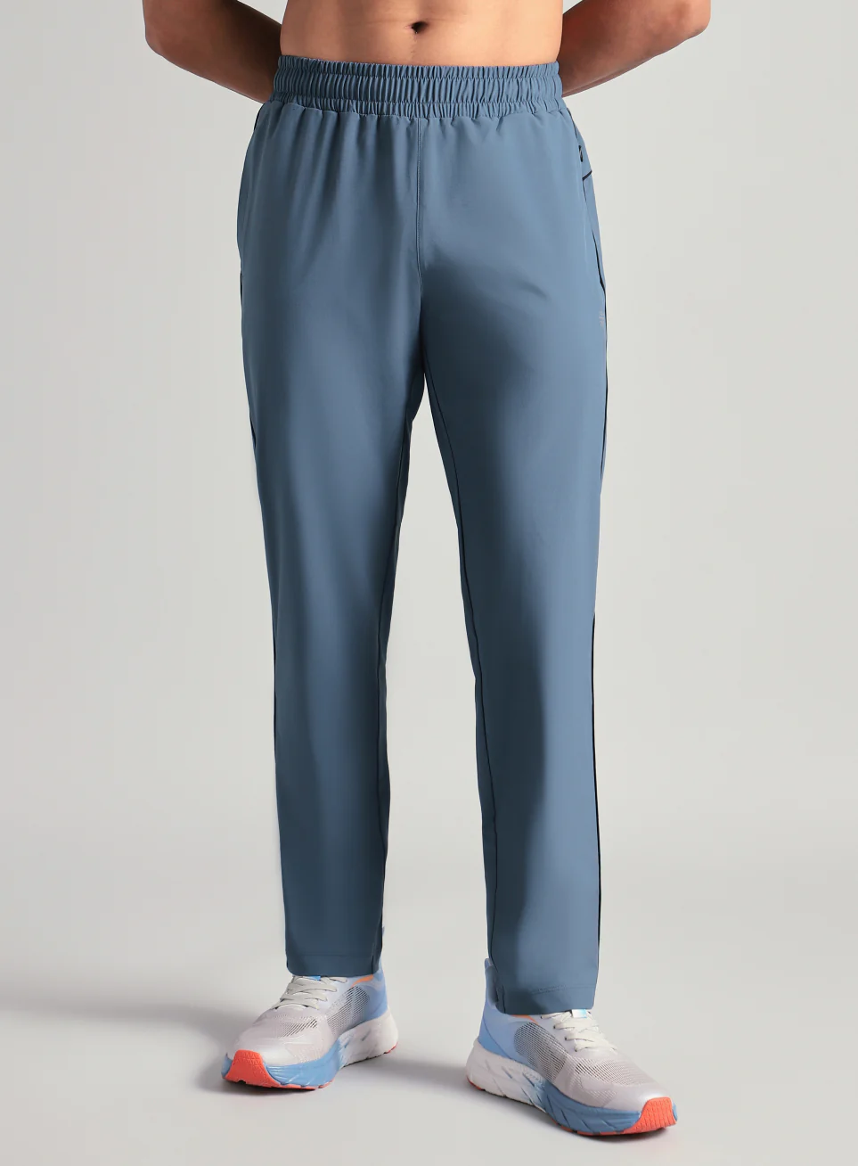 Men's Blue Run Elevate Trackpants - Image 4