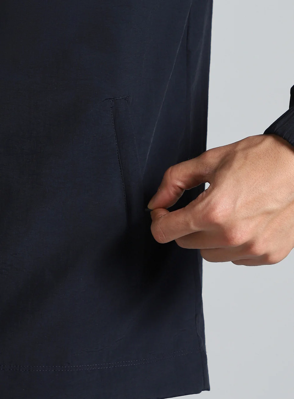 Men's Blue Run Forward All Weather Track Suit - Image 8