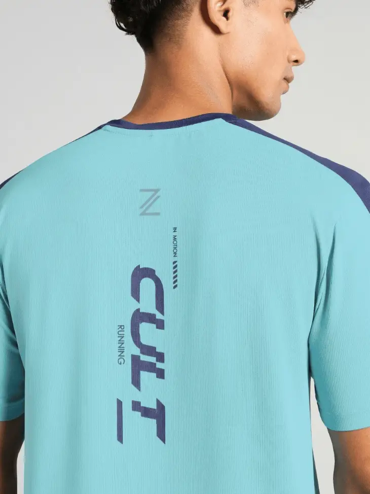 Men's Blue Run In Motion Graphic T-Shirt - Image 9
