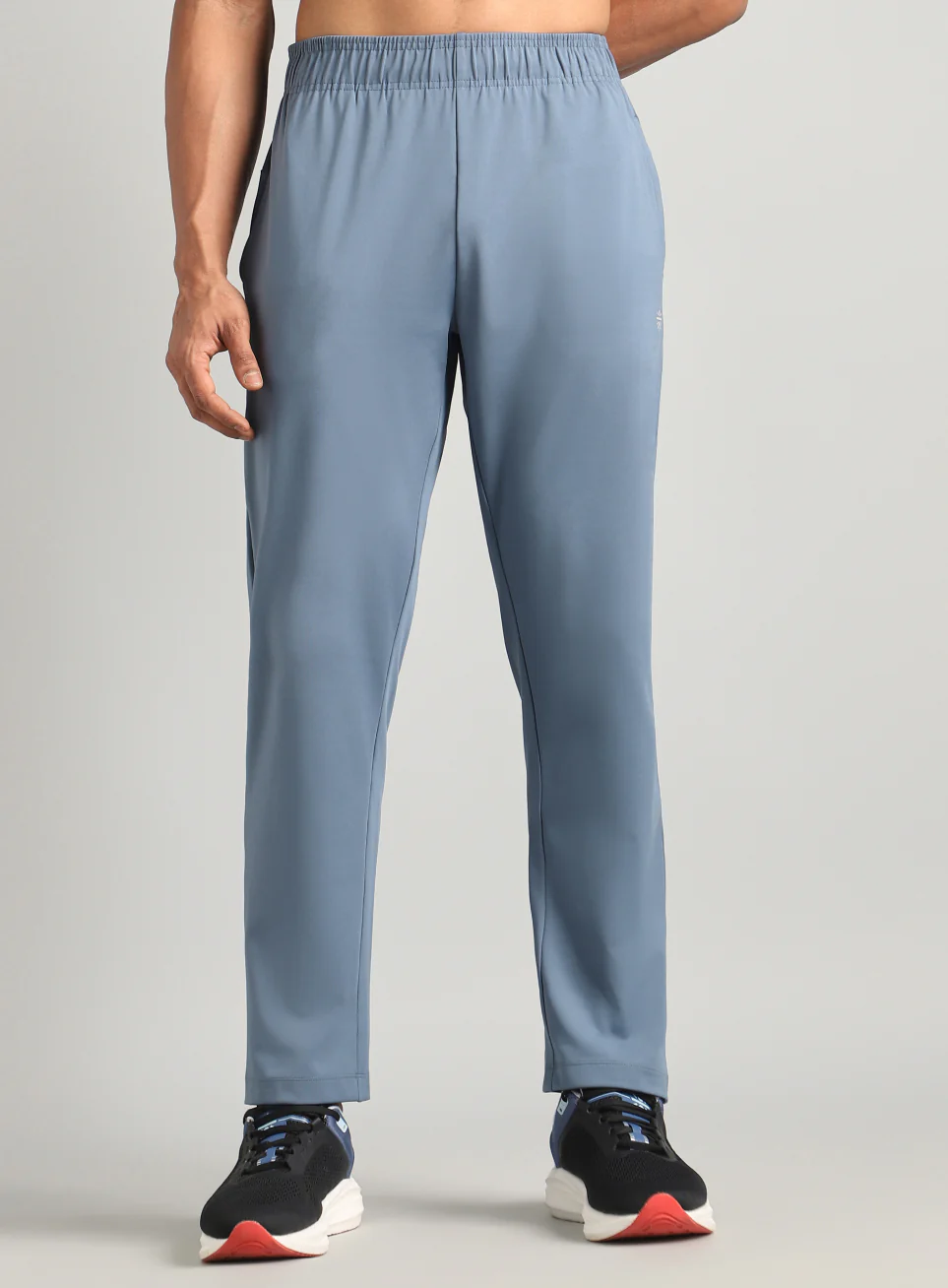 Men's Blue Runner's In Motion Graphic Trackpants - Image 4