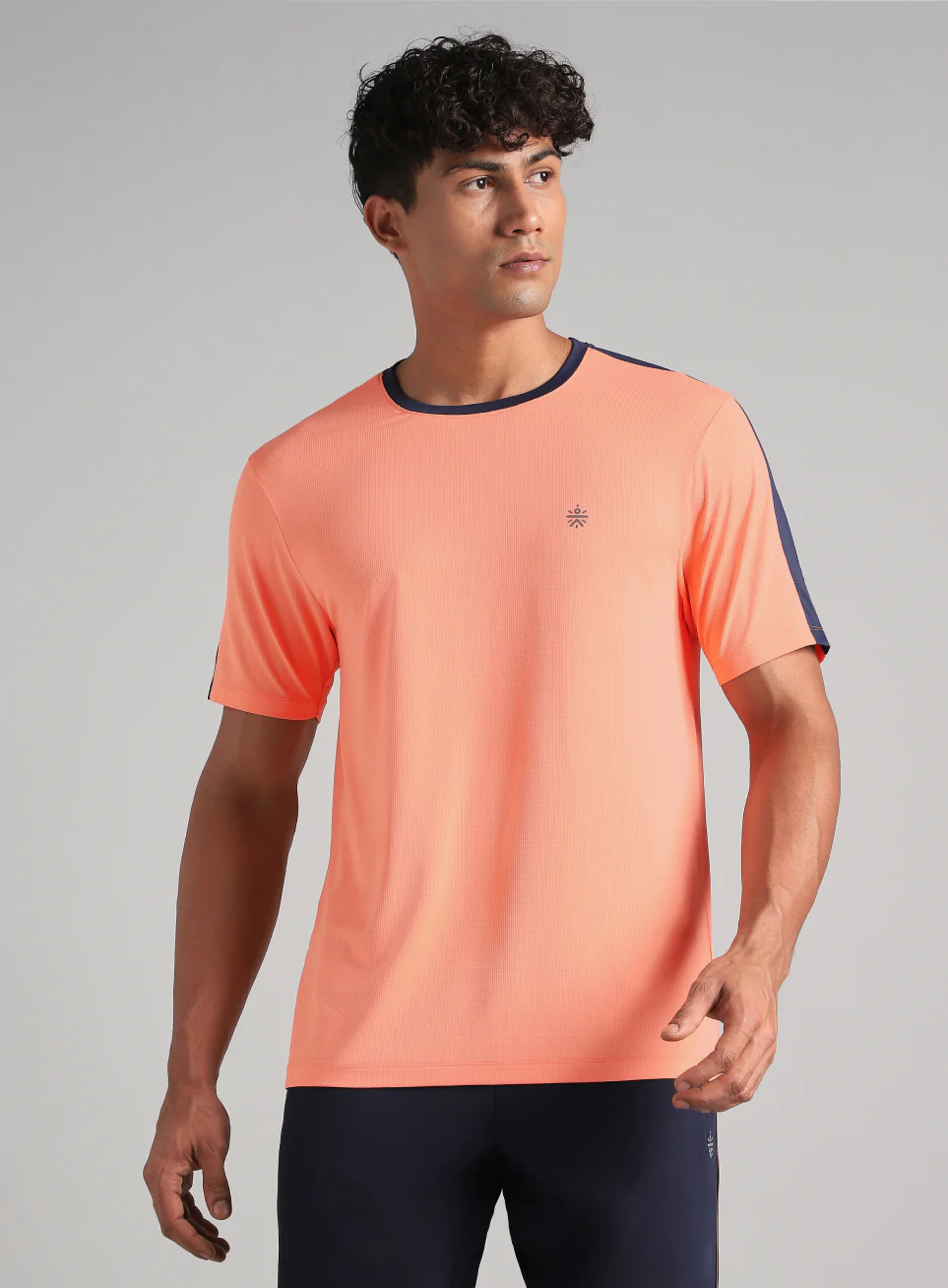 Men's Coral Run In Motion Graphic T-Shirt - Image 4