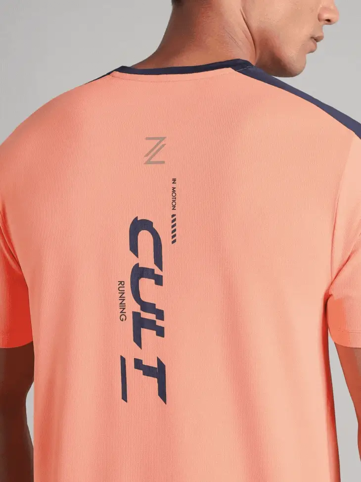 Men's Coral Run In Motion Graphic T-Shirt - Image 9