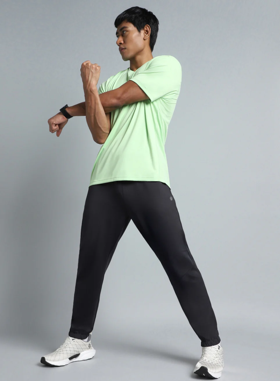 Men's Dark Grey Running Essential Joggers - Image 3