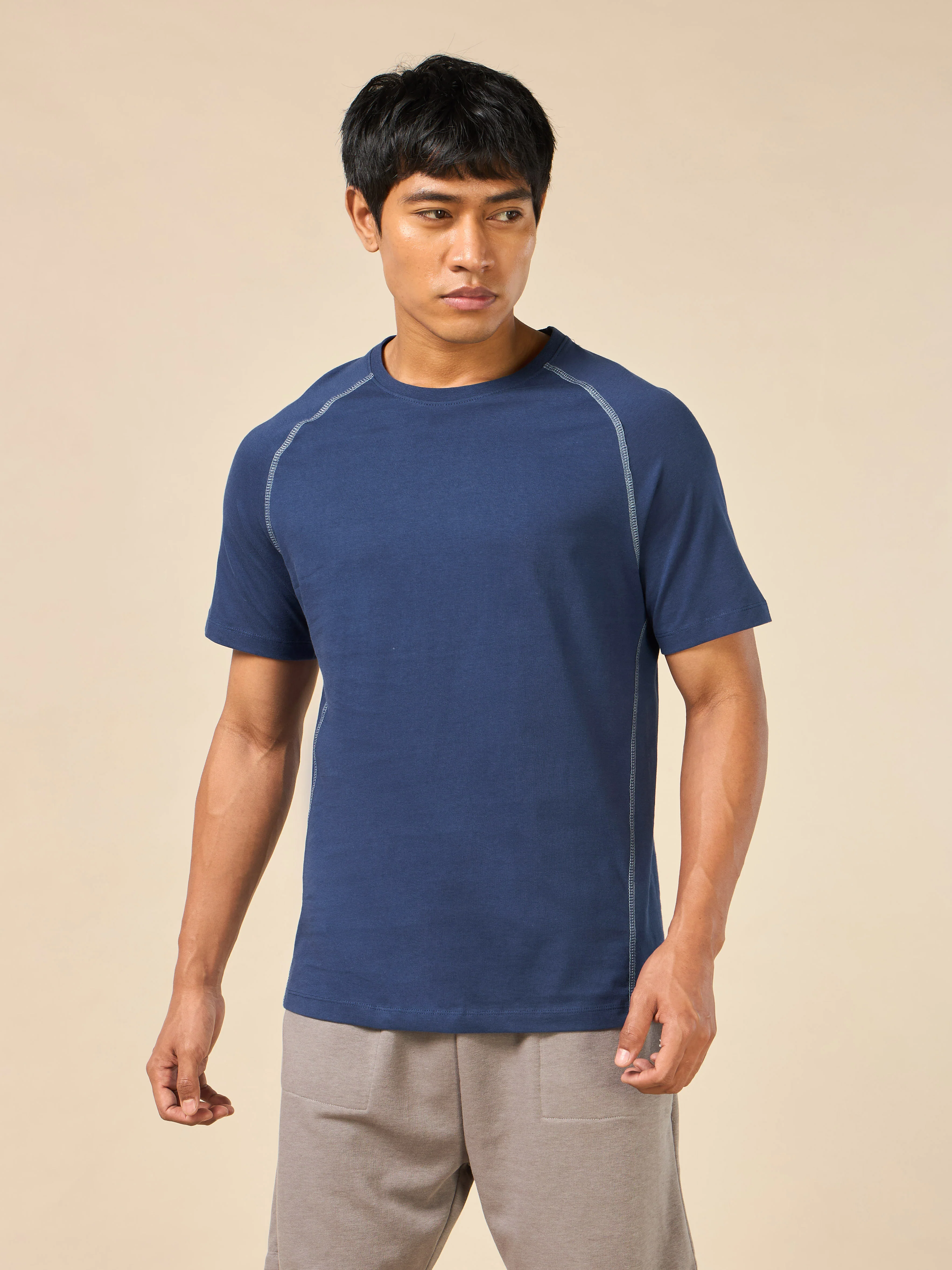 Men's Cult Essential Grey Training T-shirt - Image 4