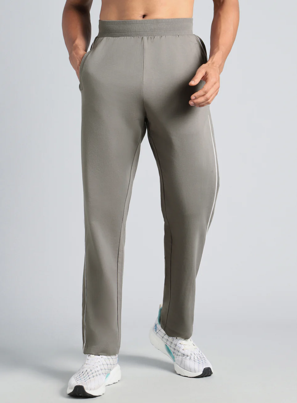 Men's D.Grey Level Up Sports Trackpants - Image 4