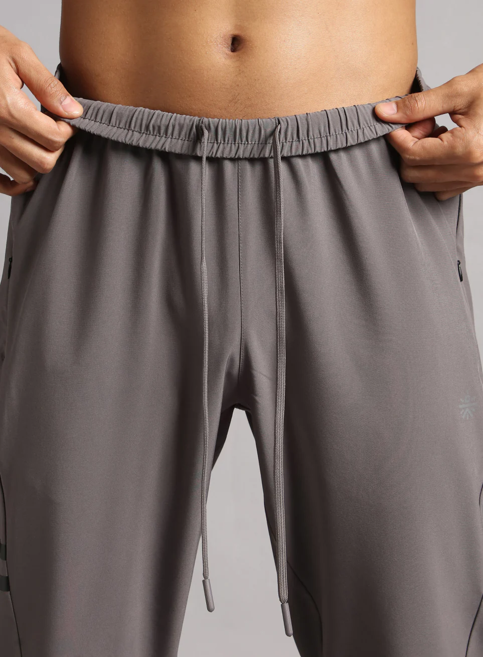 Men's D. Grey Pacer Running Trackpants - Image 9