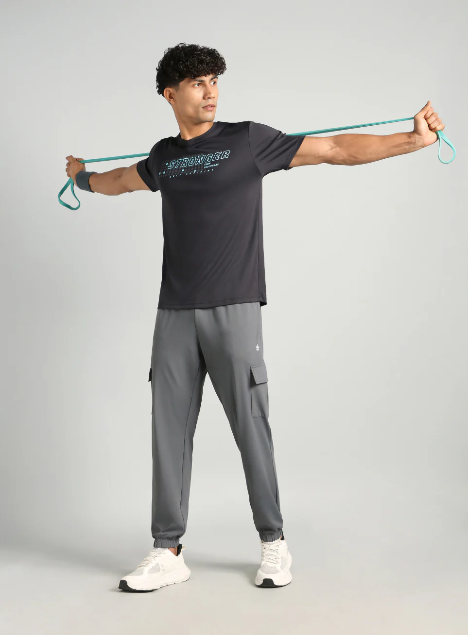 Men's Dark Grey Cargo Training Joggers - Image 3
