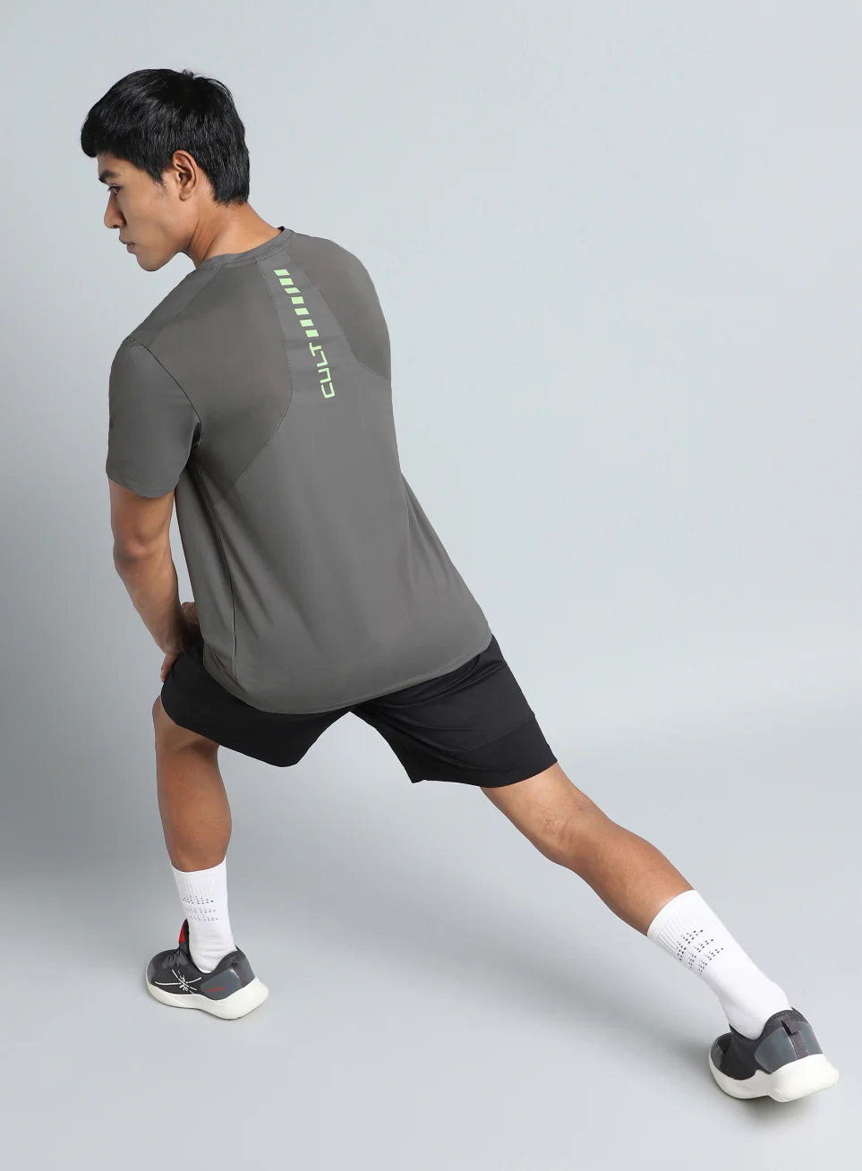 Men's Dark Grey Cult Energy Training T-shirt - Image 3