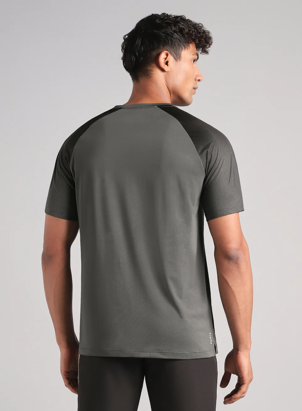 Men's Dark Grey Power Pop Training T-Shirt - Image 6