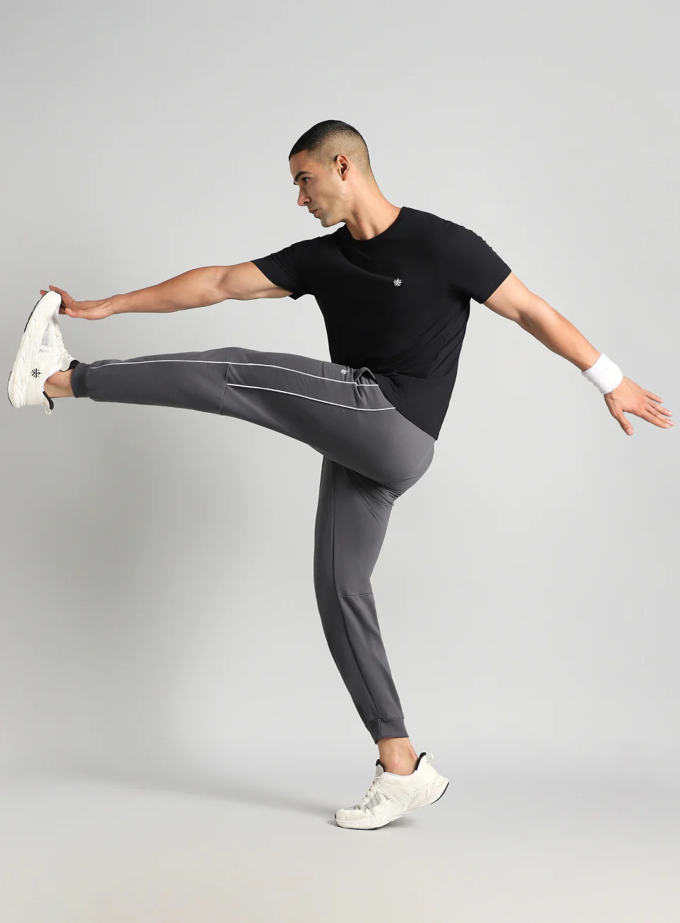 Men's Dark Grey Sculpt Training Joggers - Image 2