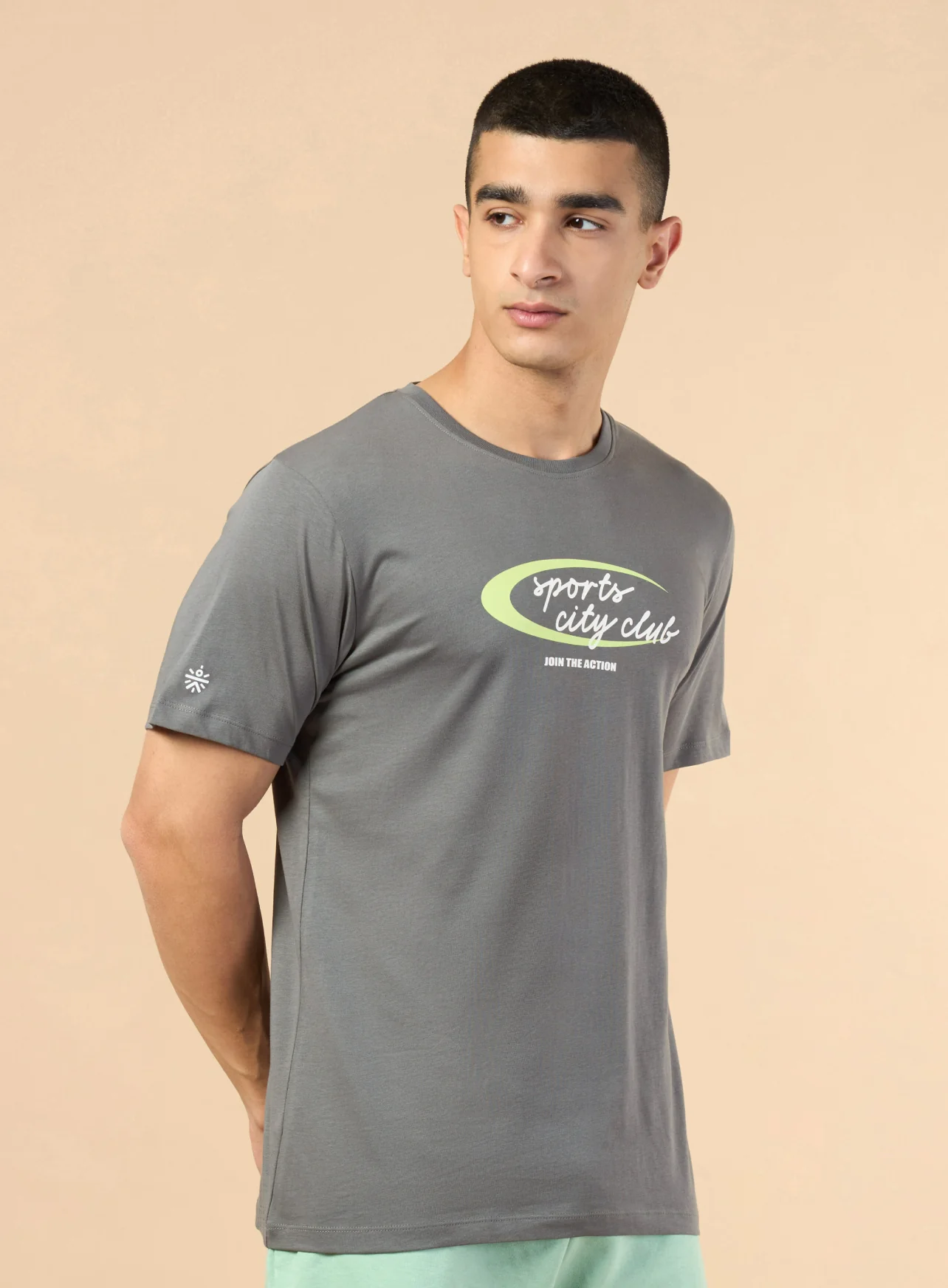 Men's Dark Grey Sports City Club Graphic T-shirt - Image 5