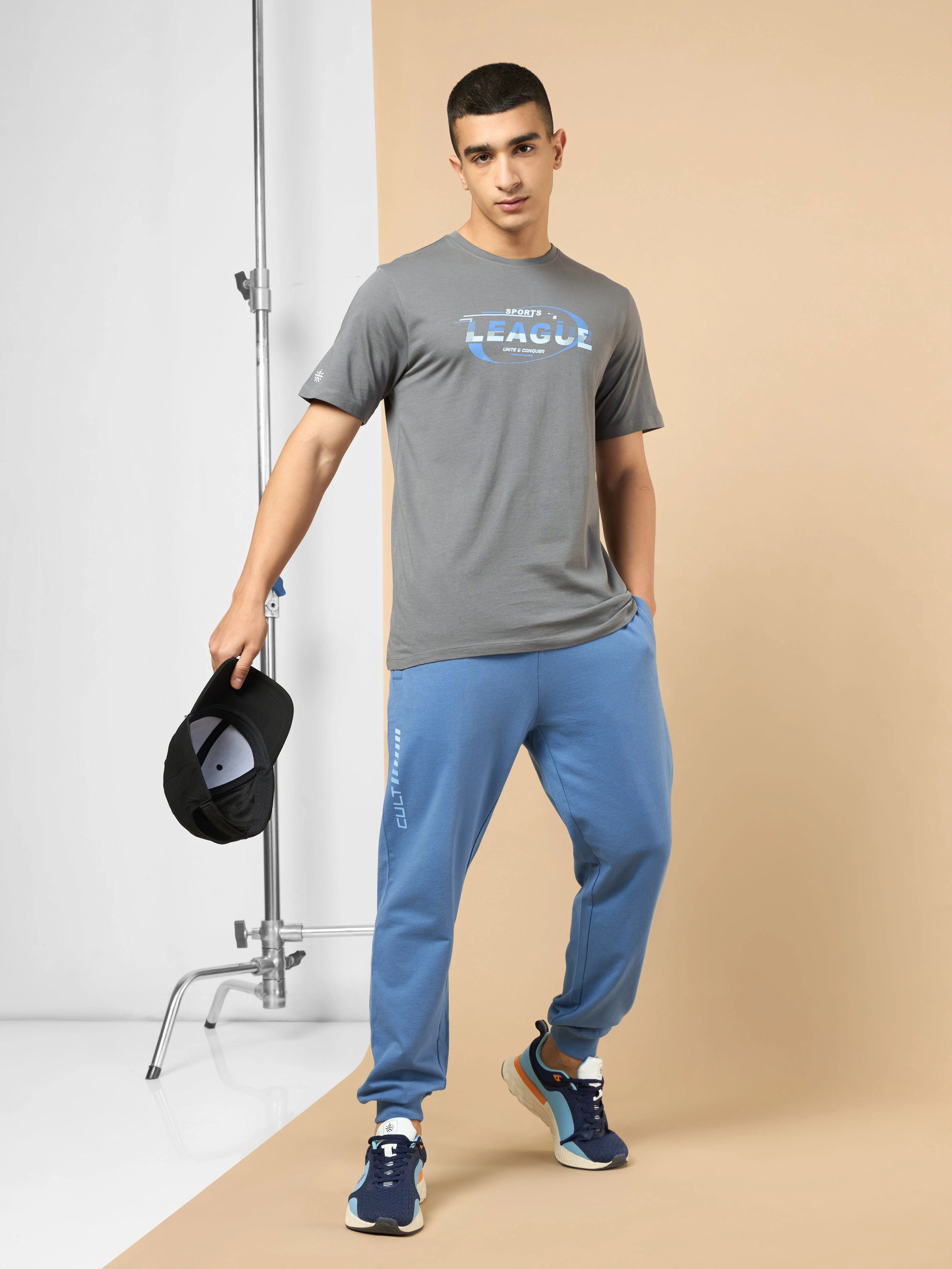 Men's Dark Grey Sports League Graphic T-shirt - Image 3
