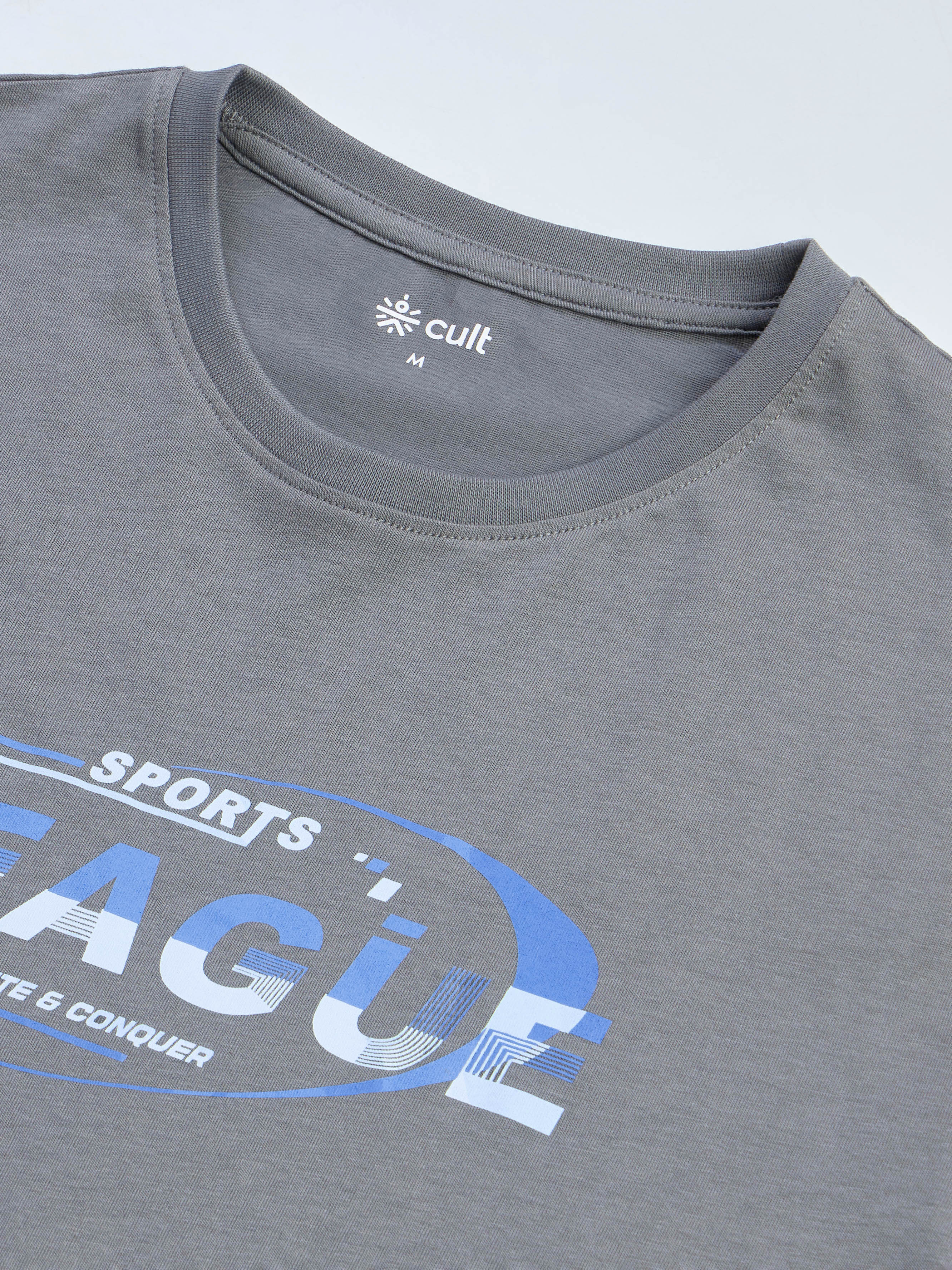 Men's Dark Grey Sports League Graphic T-shirt - Image 9