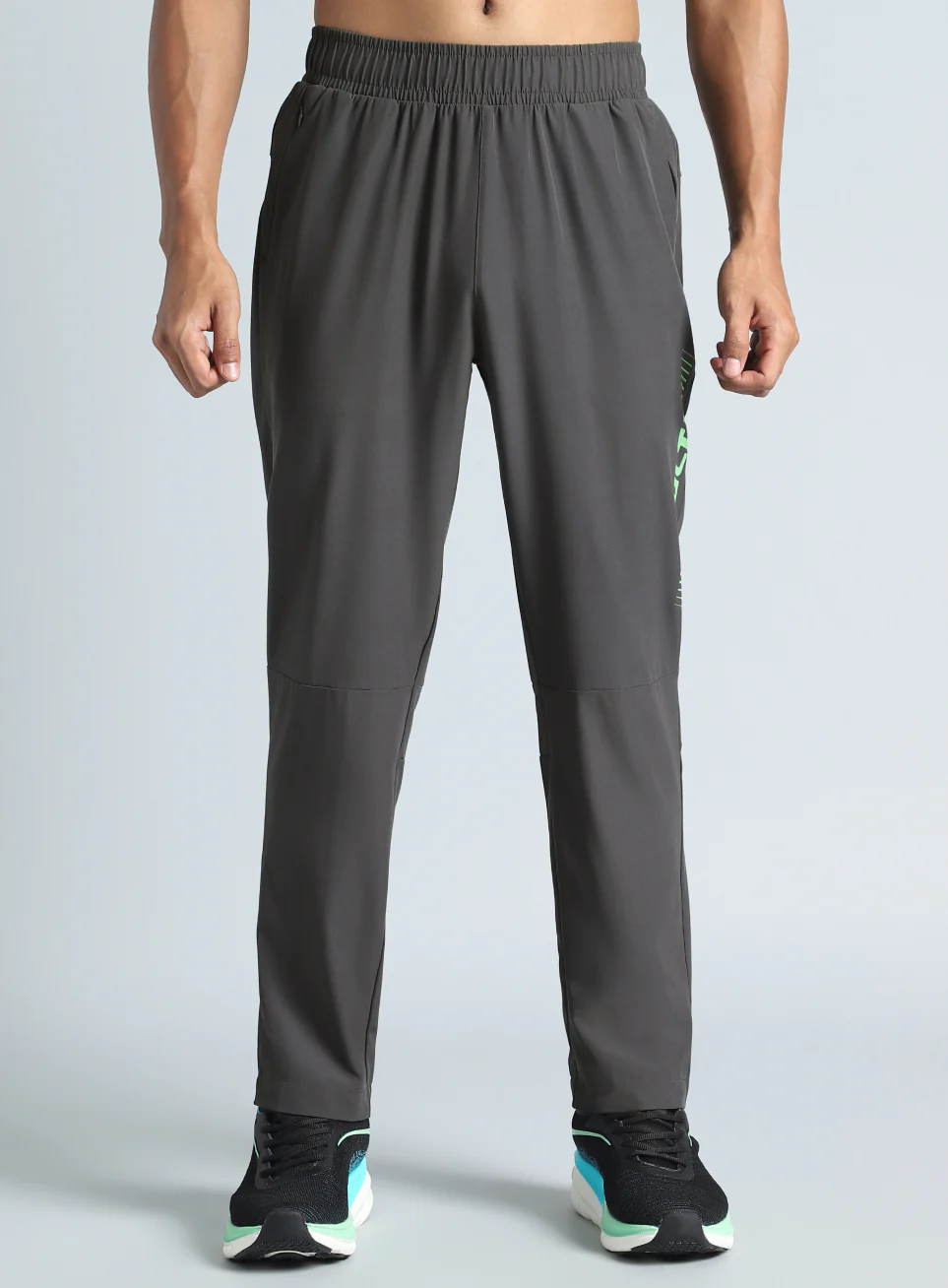 Men's Dark Grey Train All Format Training Trackpant - Image 4