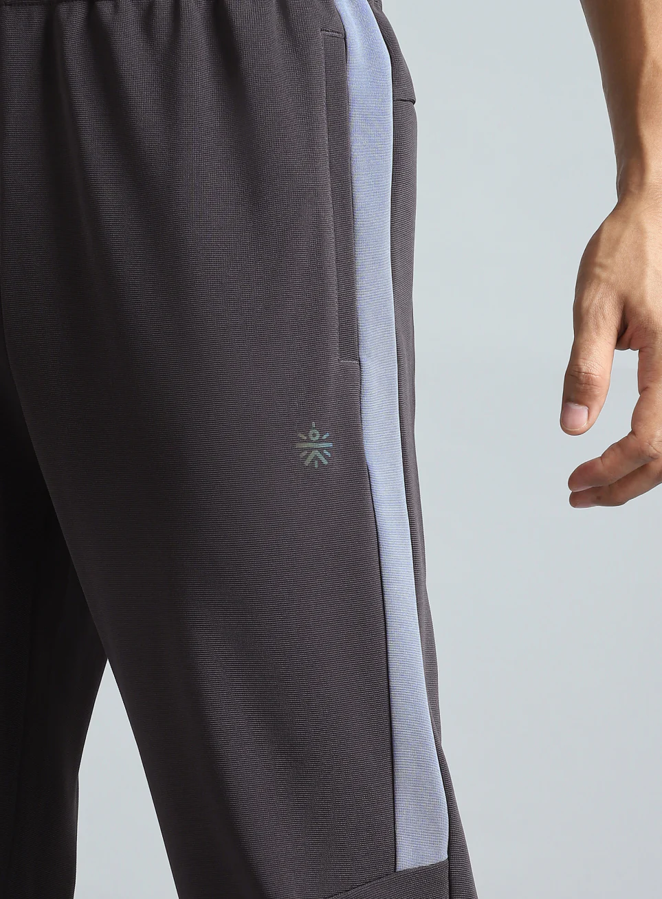 Men's Dark Grey Training Sculpted Joggers - Image 8