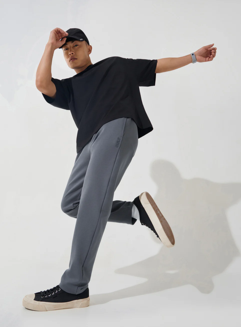 Men's Dark Grey Ultra Luxe Classic Trackpants - Image 2
