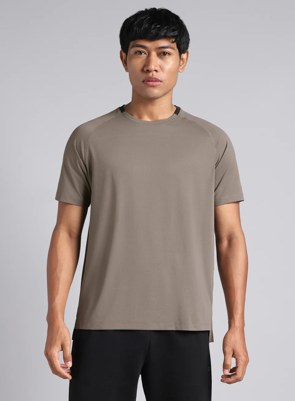 Men's Dark Grey Workout Essential T-shirt - Image 4