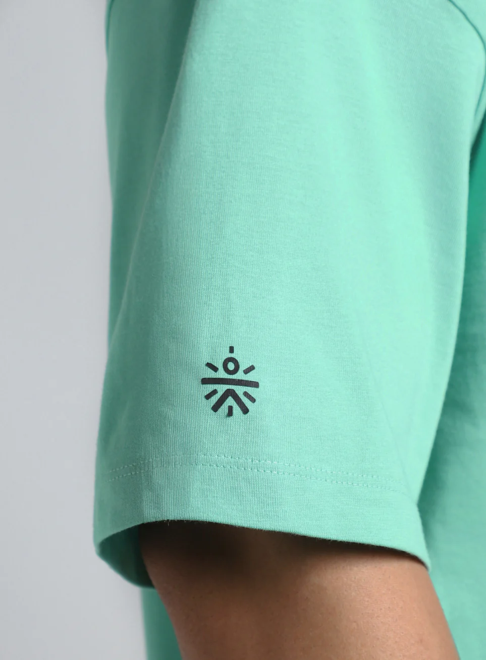 Men's Green Cult Graphic Oversized Fit T-shirt - Image 9