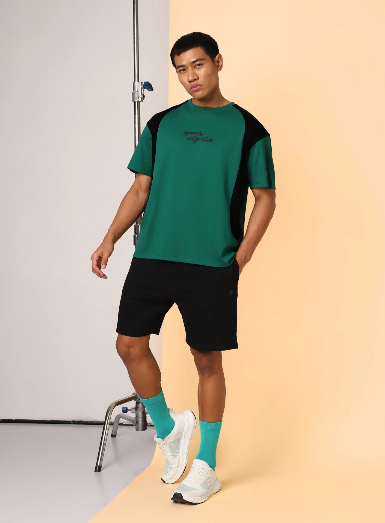 Men's Green Sports City Club Colourblock Realxed fit T-shirt - Image 2