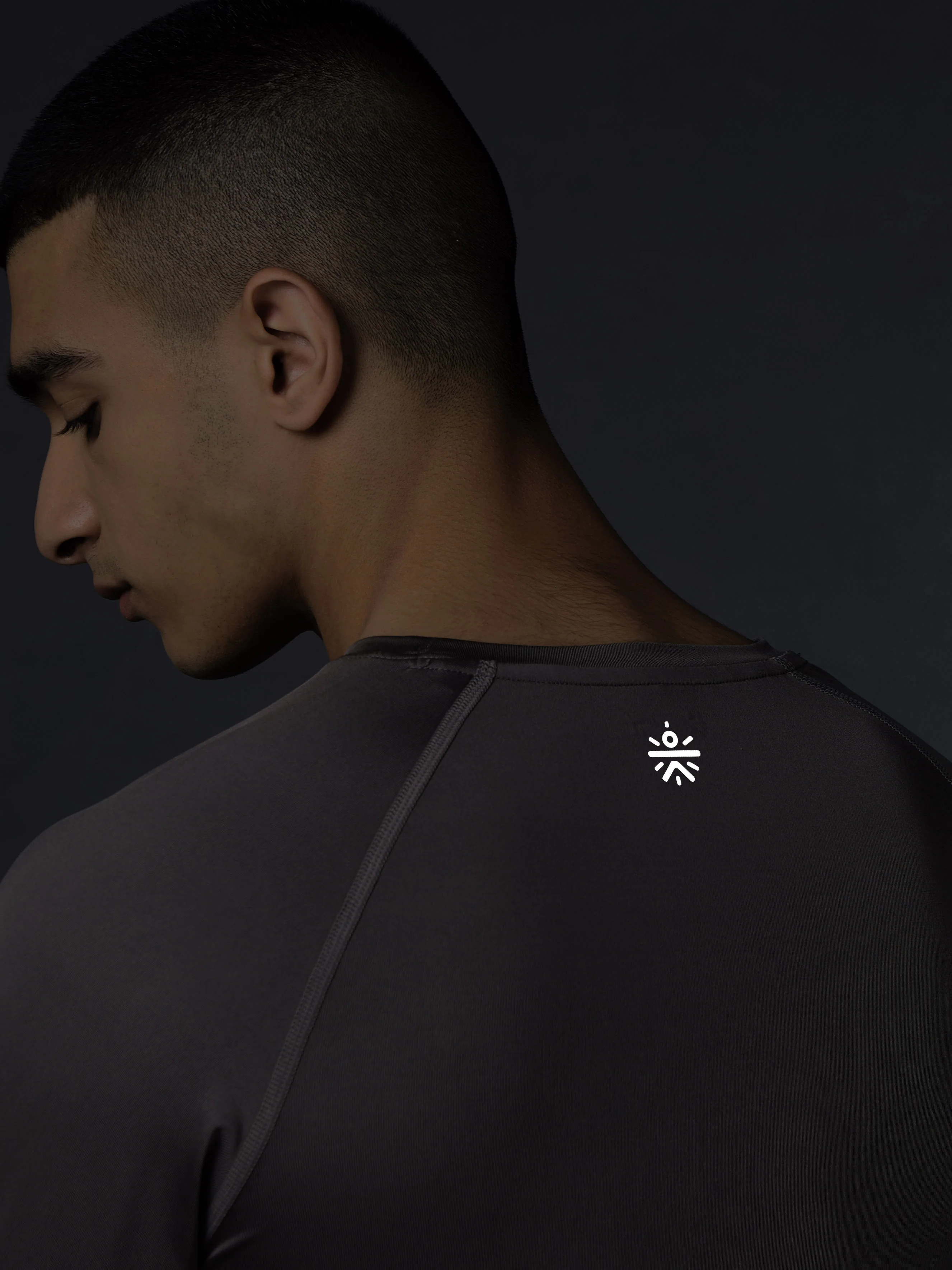 Men's Grey Base Layer Run Full Sleeve Slim Fit T-shirt - Image 8