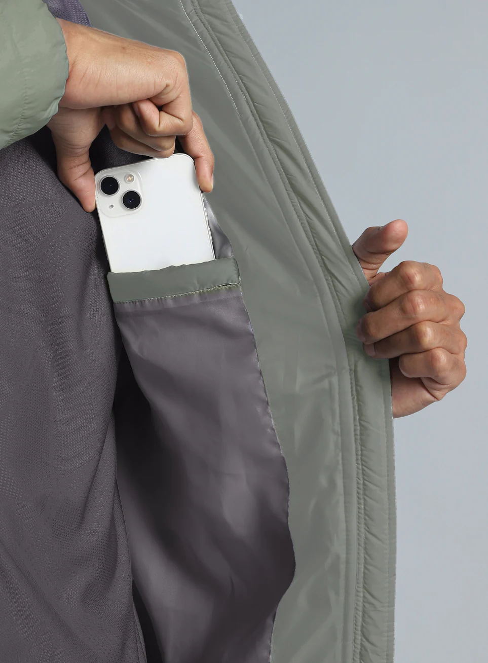 Men's Grey Multicolor Puffer Jacket - Image 12