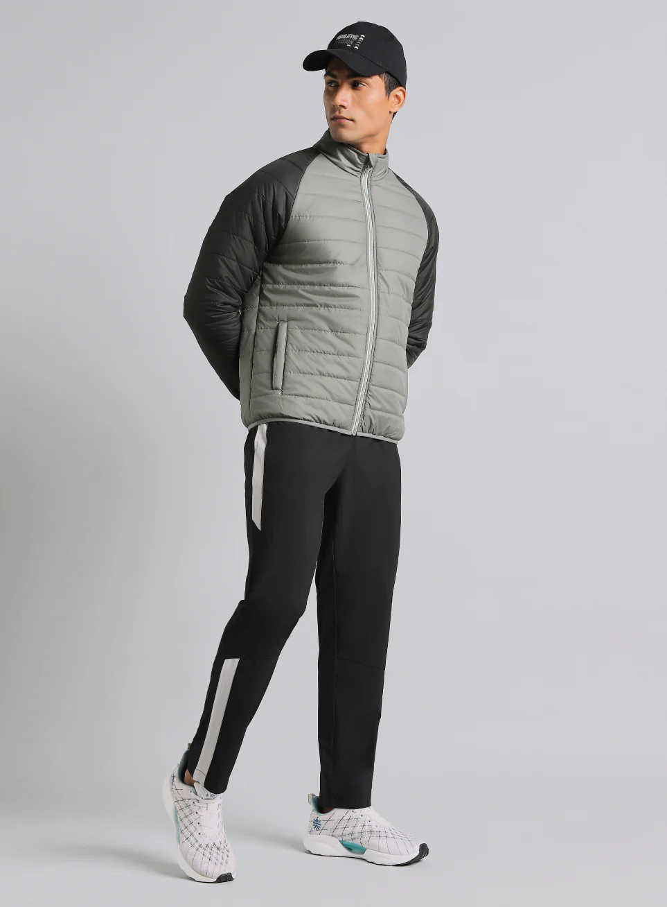 Men's Grey Multicolor Puffer Jacket - Image 3