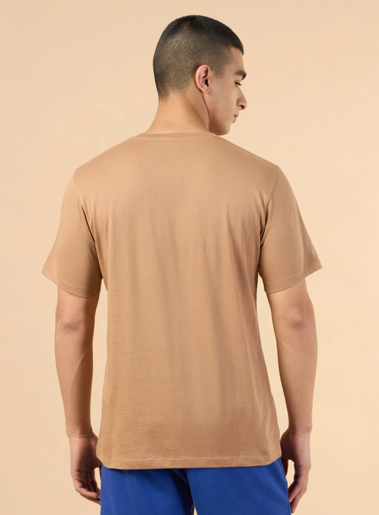 Men's Khaki Sports City Club Graphic T-shirt - Image 6