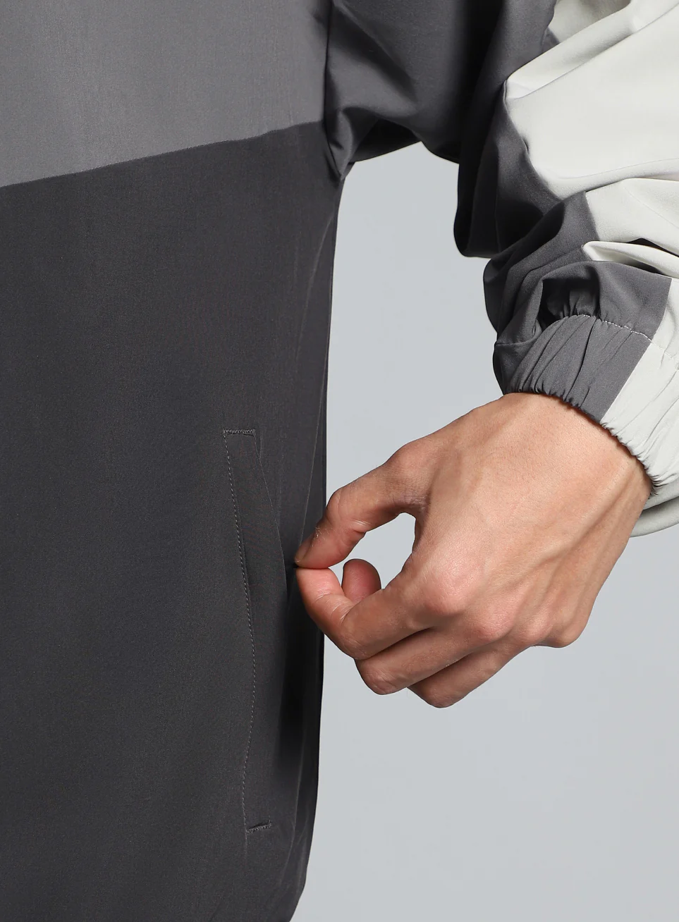 Men's Multicolor Training Relaxed Fit Layering Jacket - Image 9