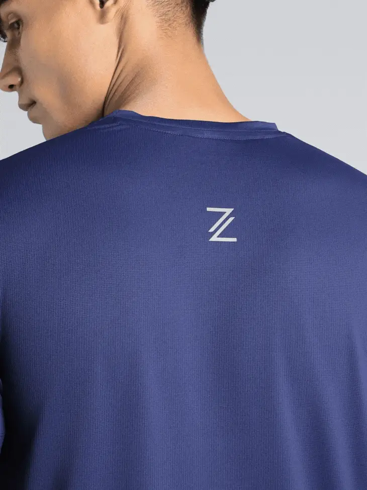 Men's Navy Chill Knit Run T-shirt - Image 8