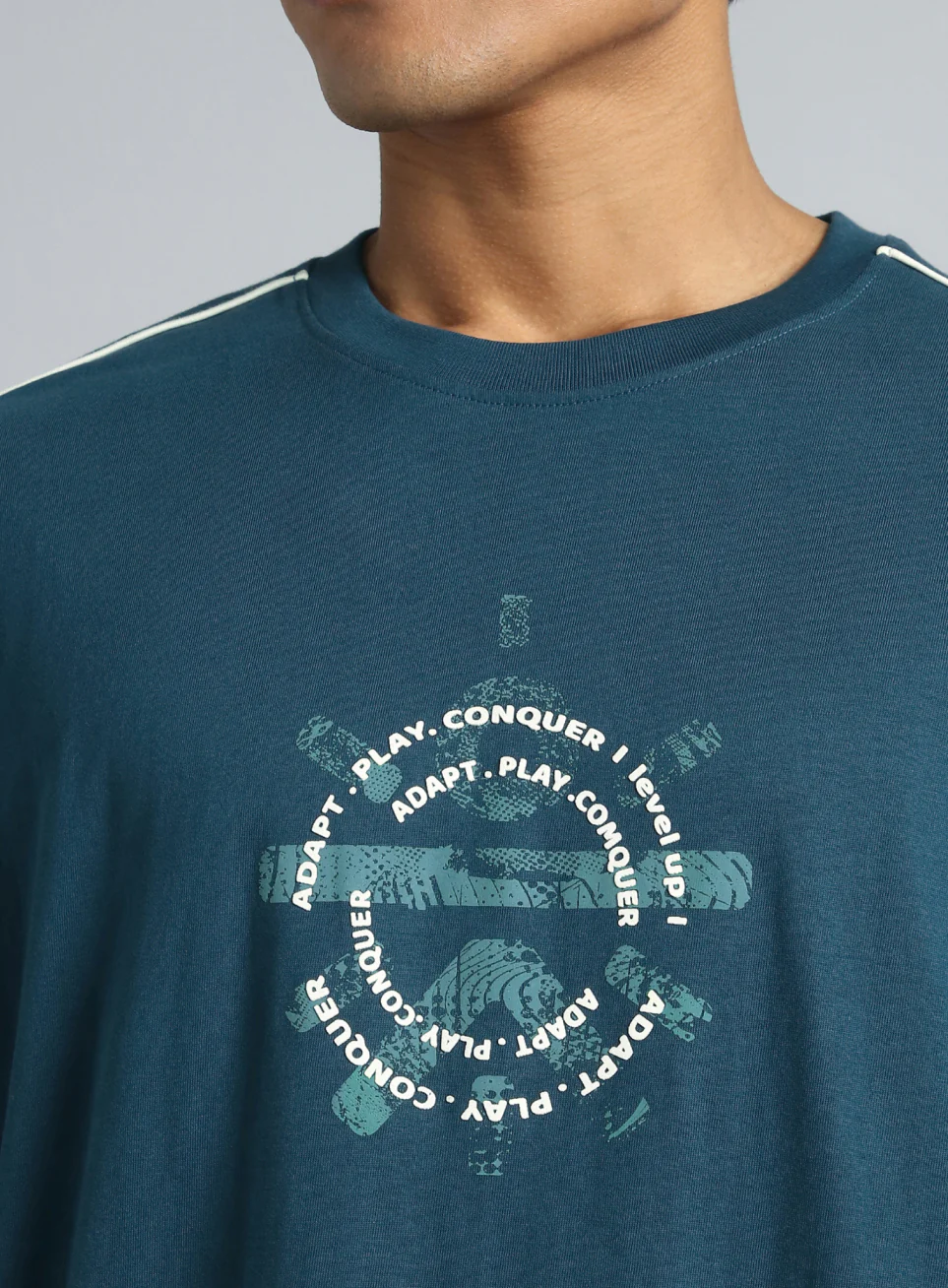 Men's Navy Cult Brand Carrier T-shirt - Image 7