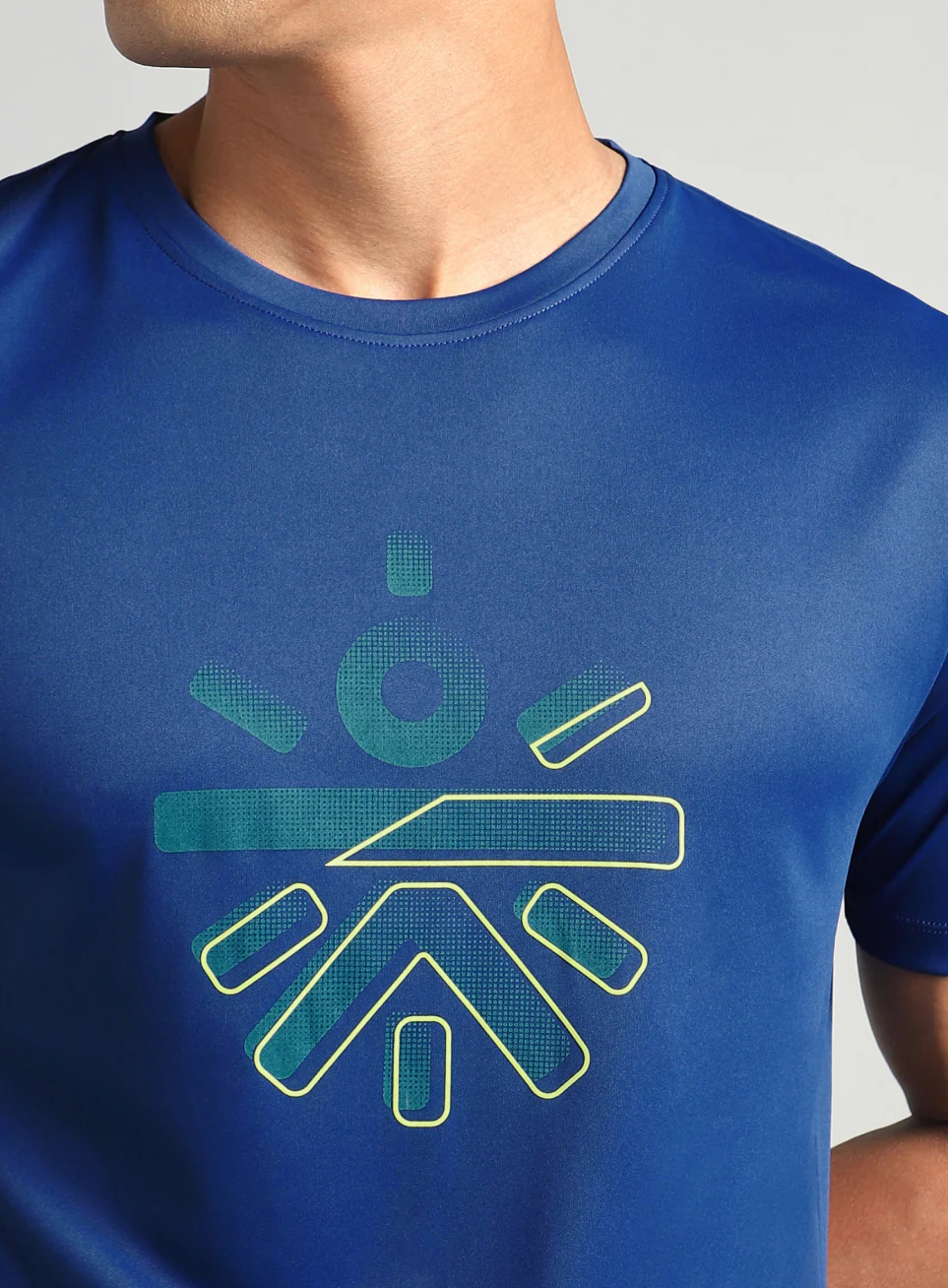 Men's Navy Cult Endurance T-shirt - Image 7