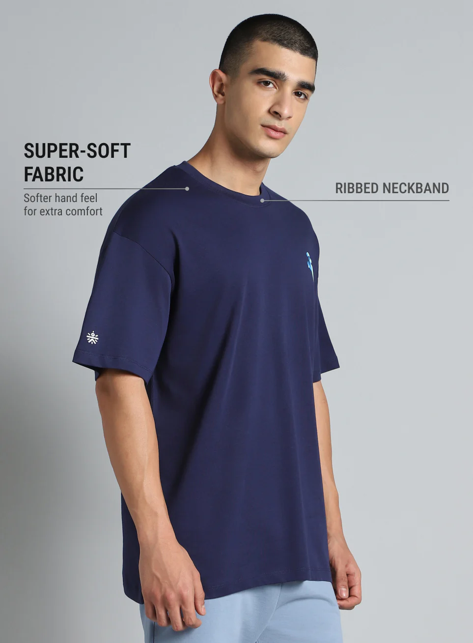 Men's Navy Cult Graphic Oversized Fit T-shirt - Image 5