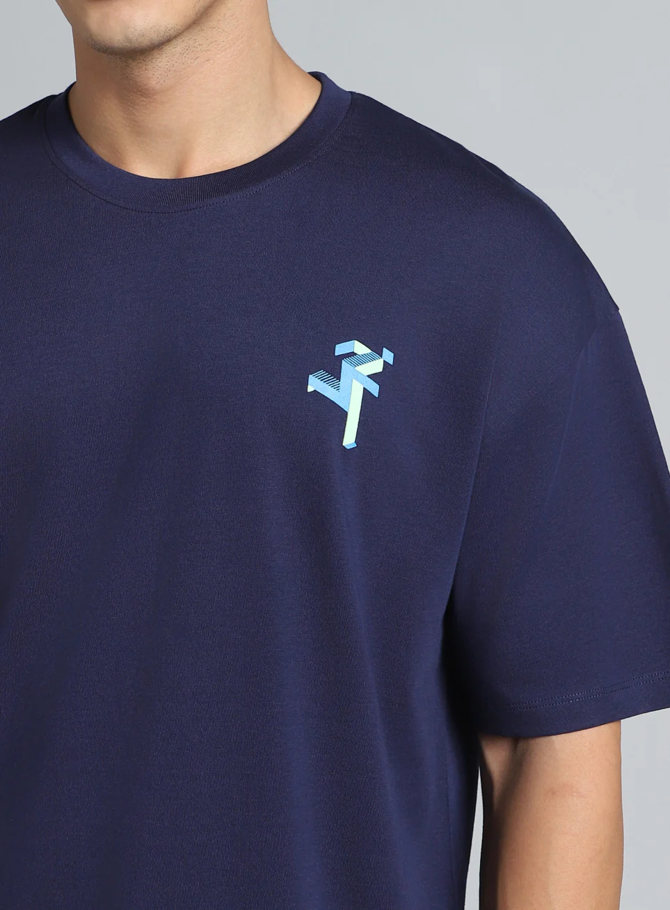 Men's Navy Cult Graphic Oversized Fit T-shirt - Image 7
