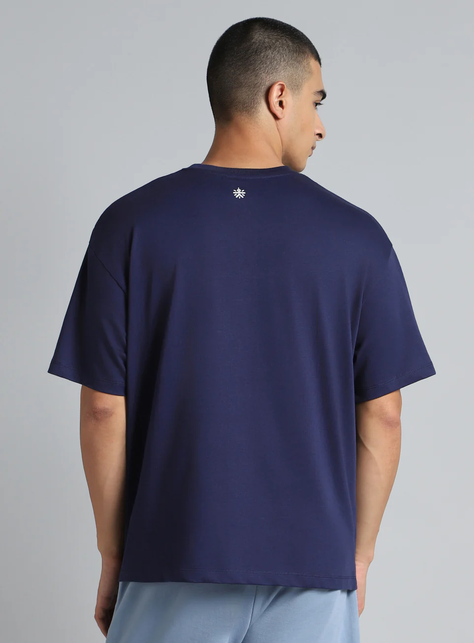 Men's Navy Cult Graphic Relaxed Fit T-shirt - Image 6