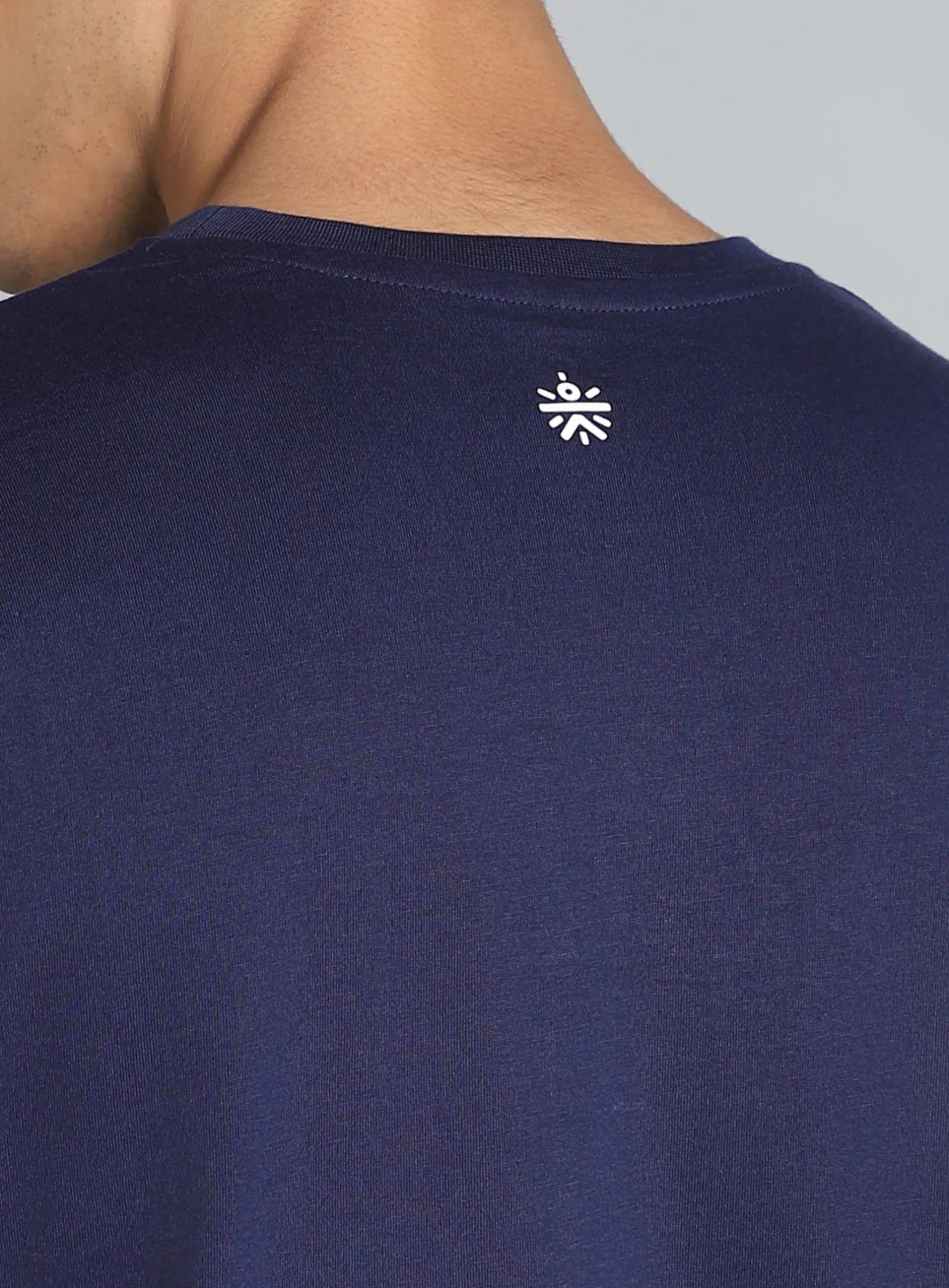 Men's Navy Cult Graphic Relaxed Fit T-shirt - Image 8
