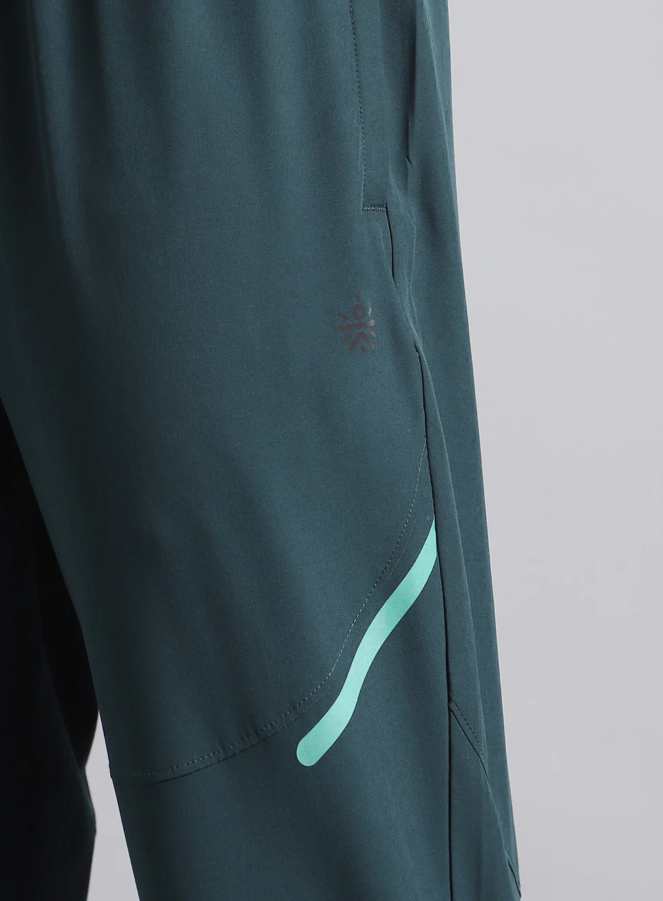 Men's Navy Hyper Move Training Trackpants - Image 10