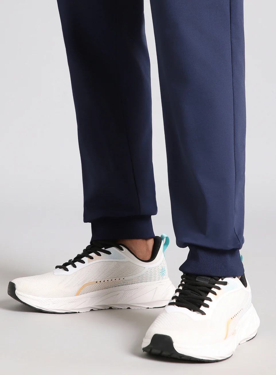 Men's Navy Metro City Travel Jogger - Image 13