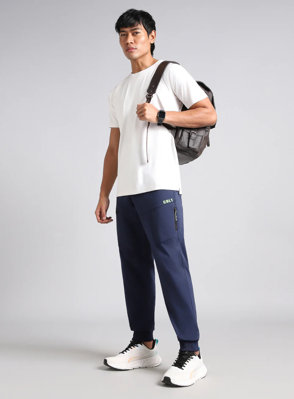 Men's Navy Metro City Travel Jogger - Image 2