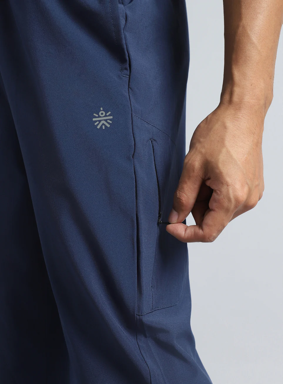 Men's Navy Run Elevate Trackpants - Image 8