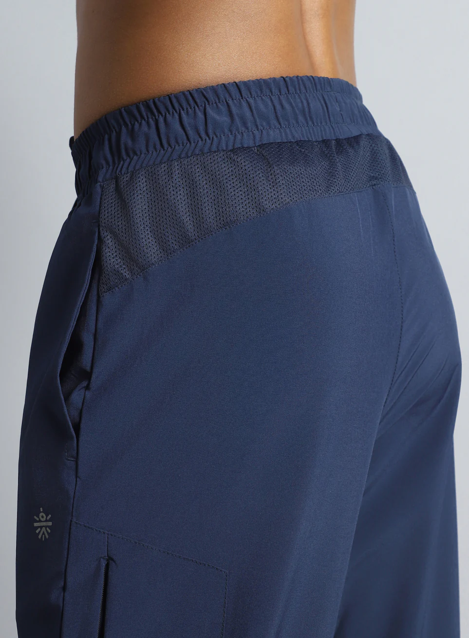Men's Navy Run Elevate Trackpants - Image 9