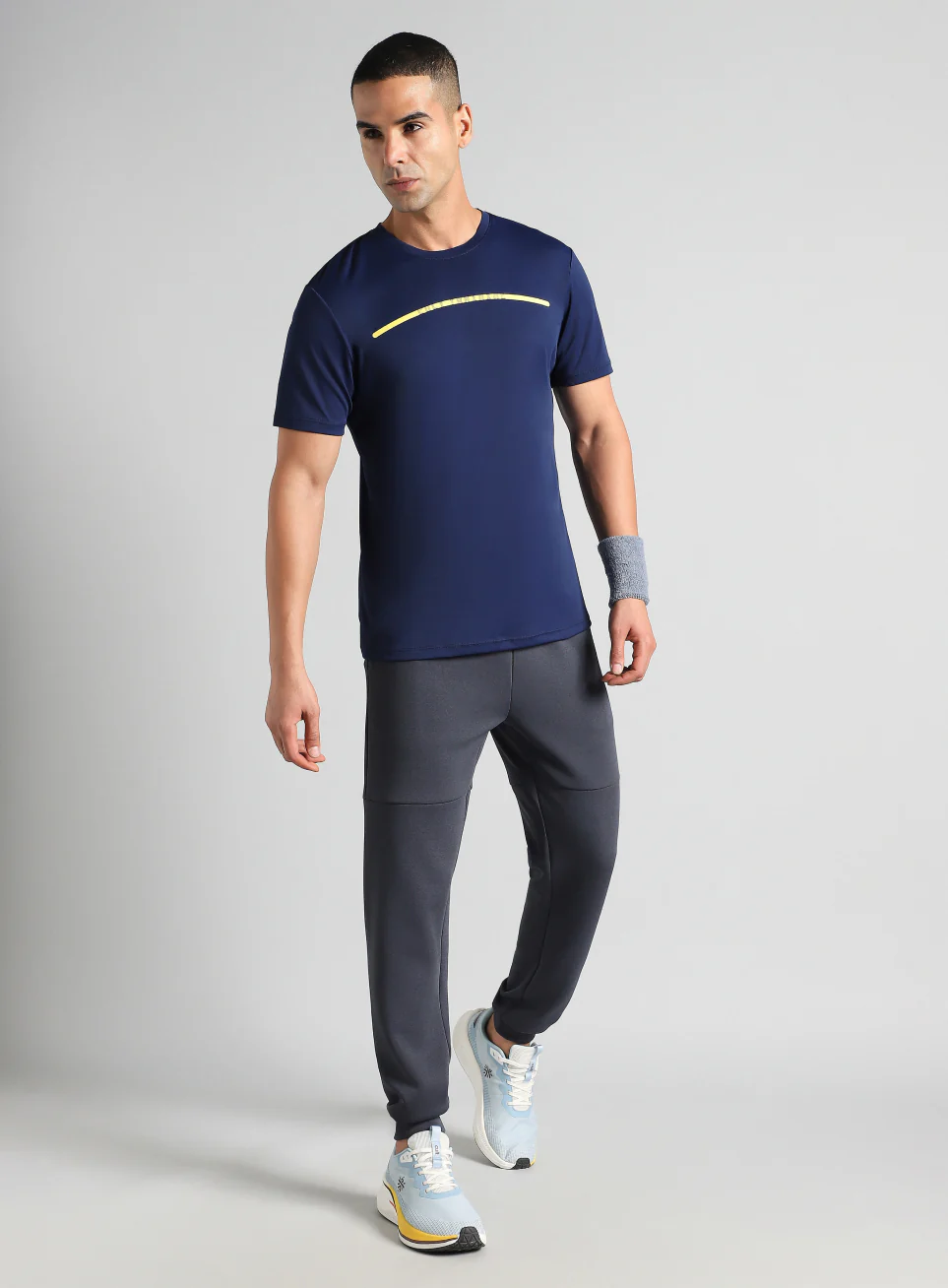 Men's Navy Sculpted Print Training T-shirt - Image 2
