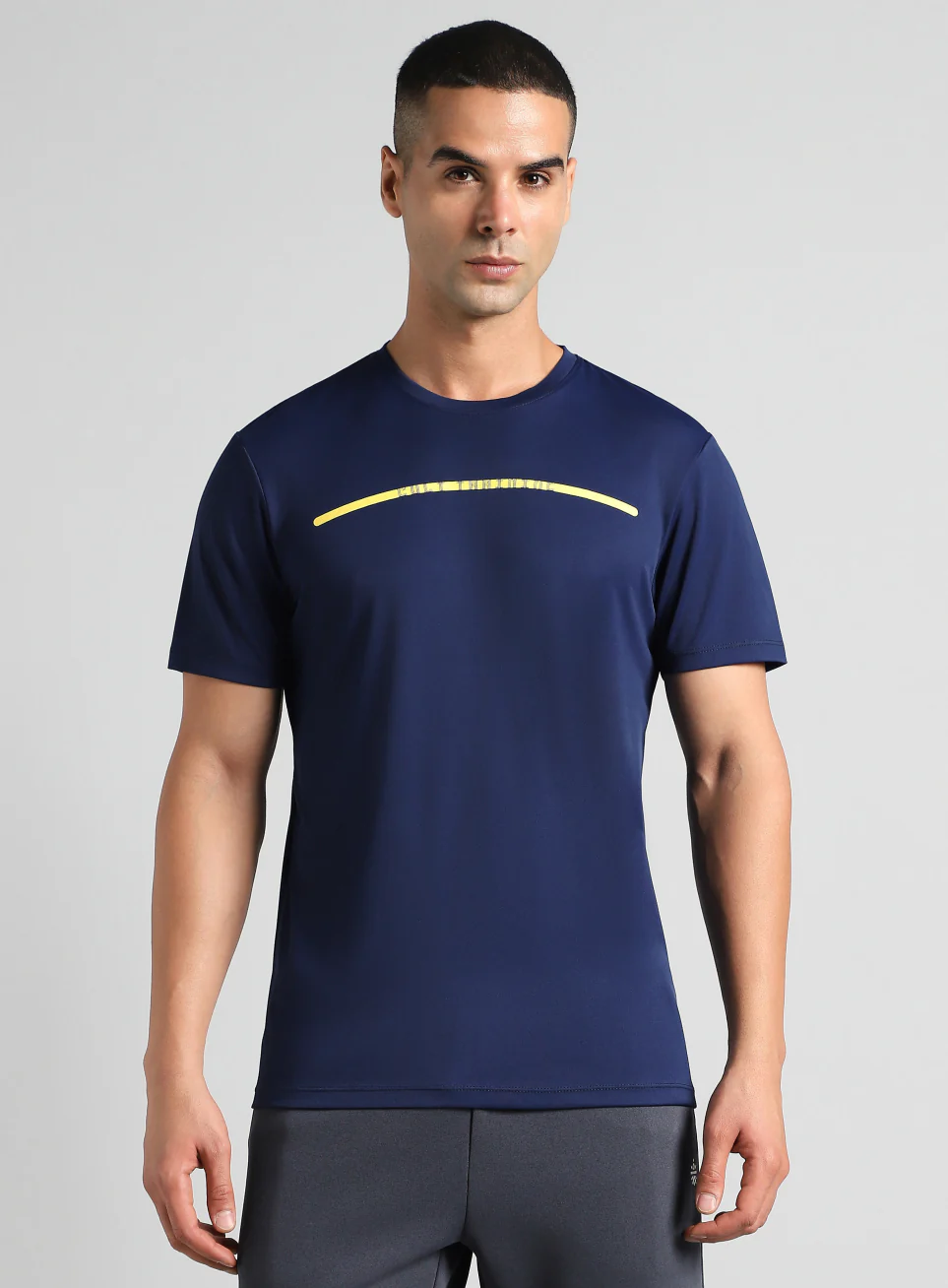 Men's Navy Sculpted Print Training T-shirt - Image 4