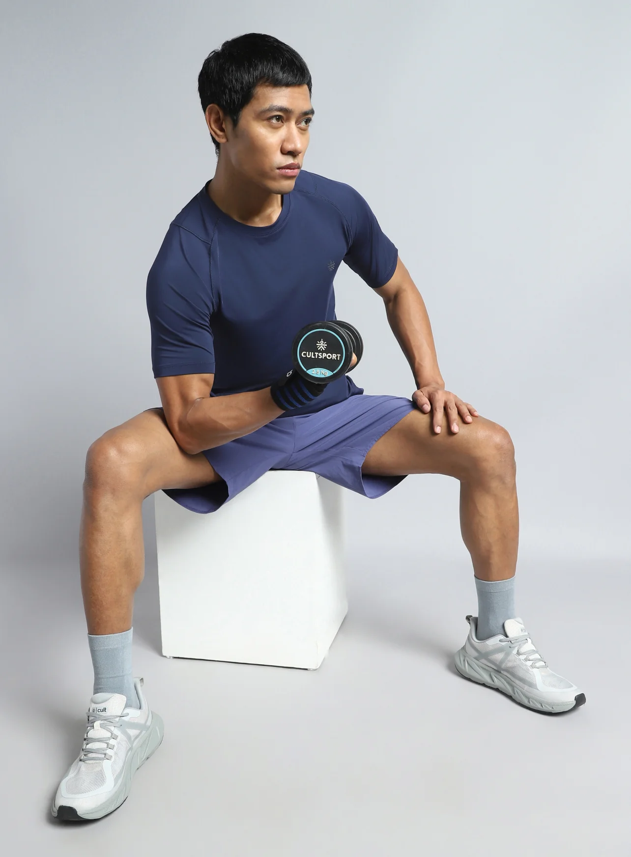 Men's Navy True Performance Sculpted T-shirt - Image 2