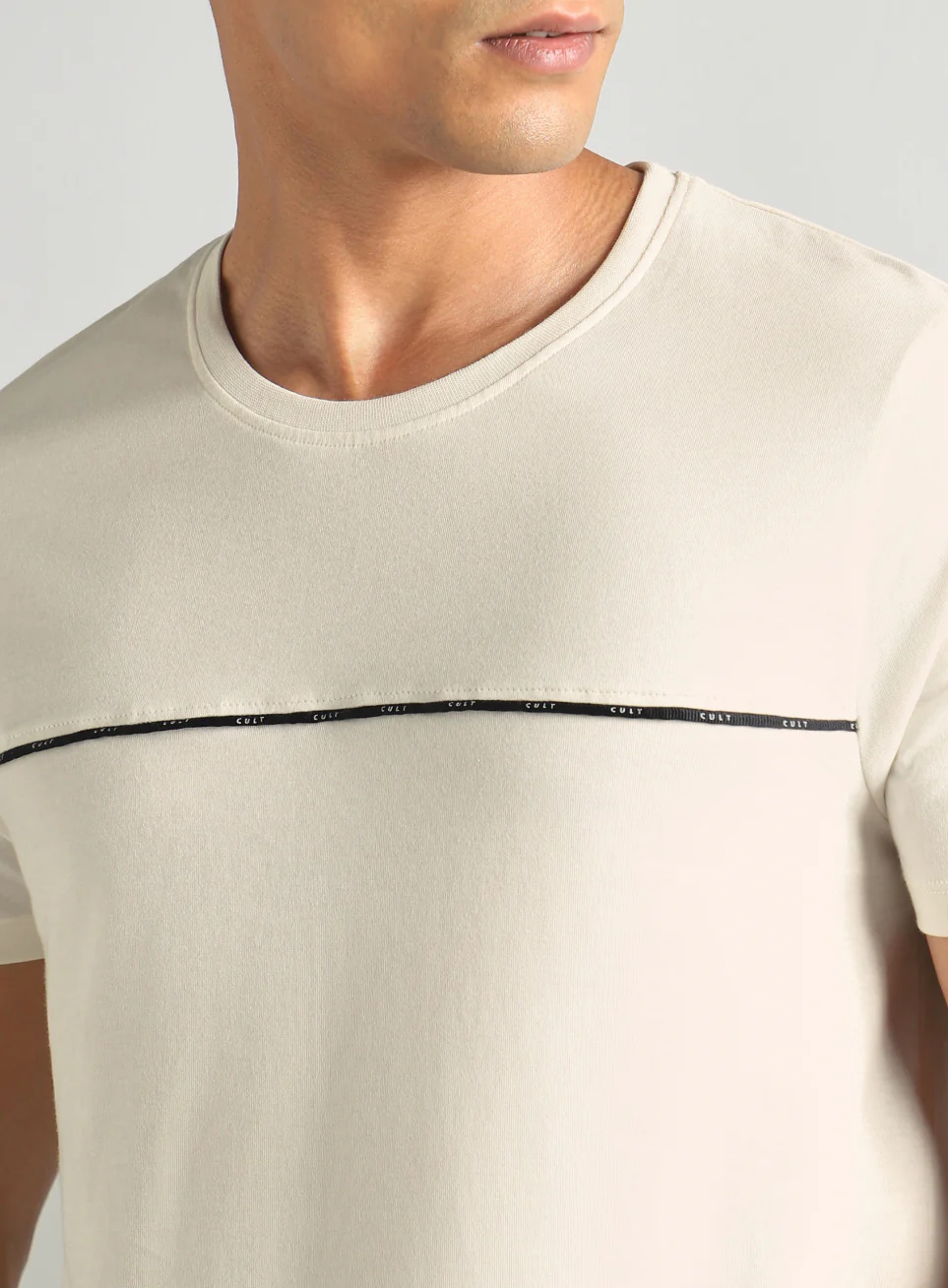 Men's Off White Cult Athlete T-shirt - Image 7