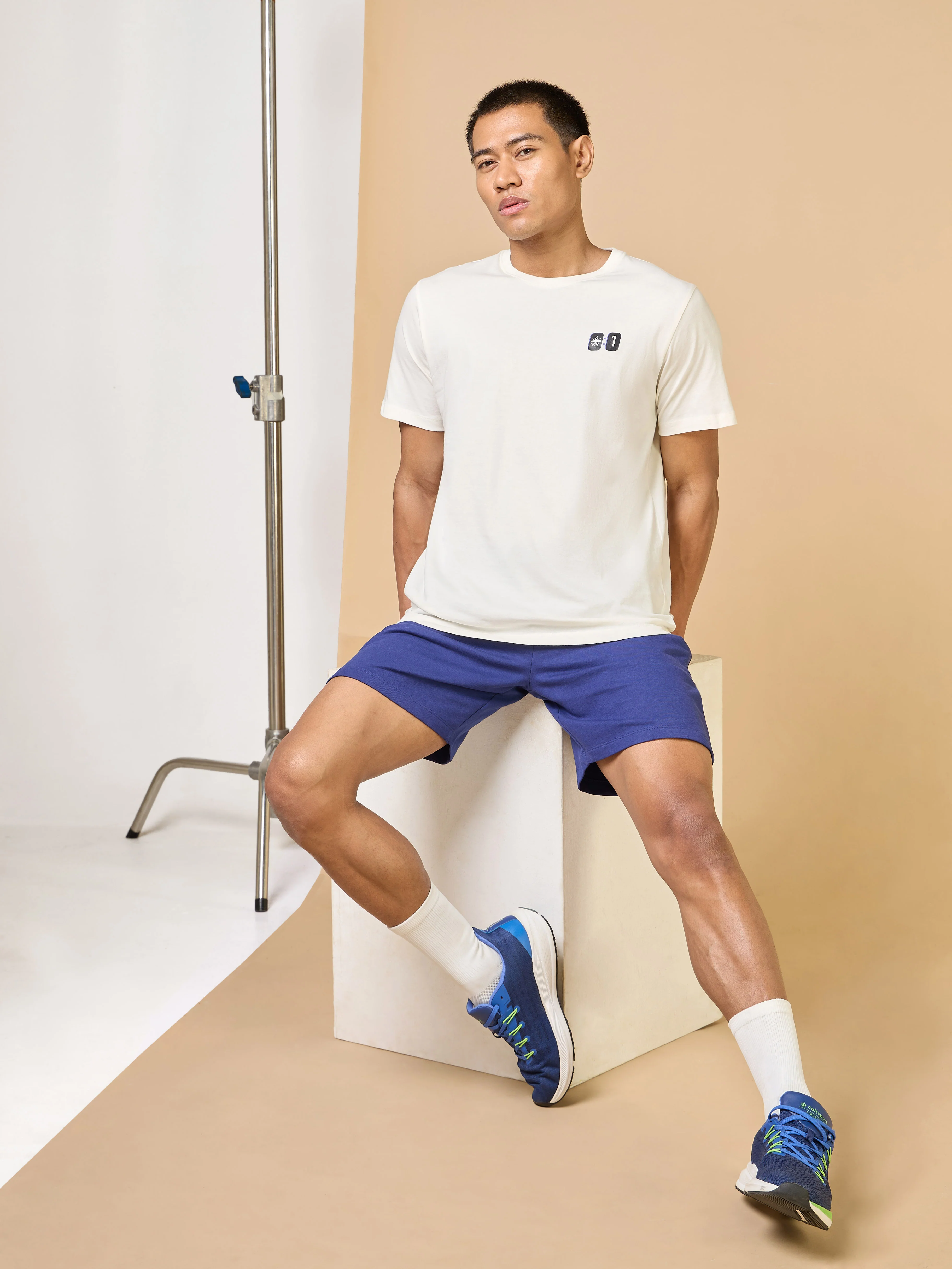 Men's Off White In Action Gracphic T-shirt - Image 3