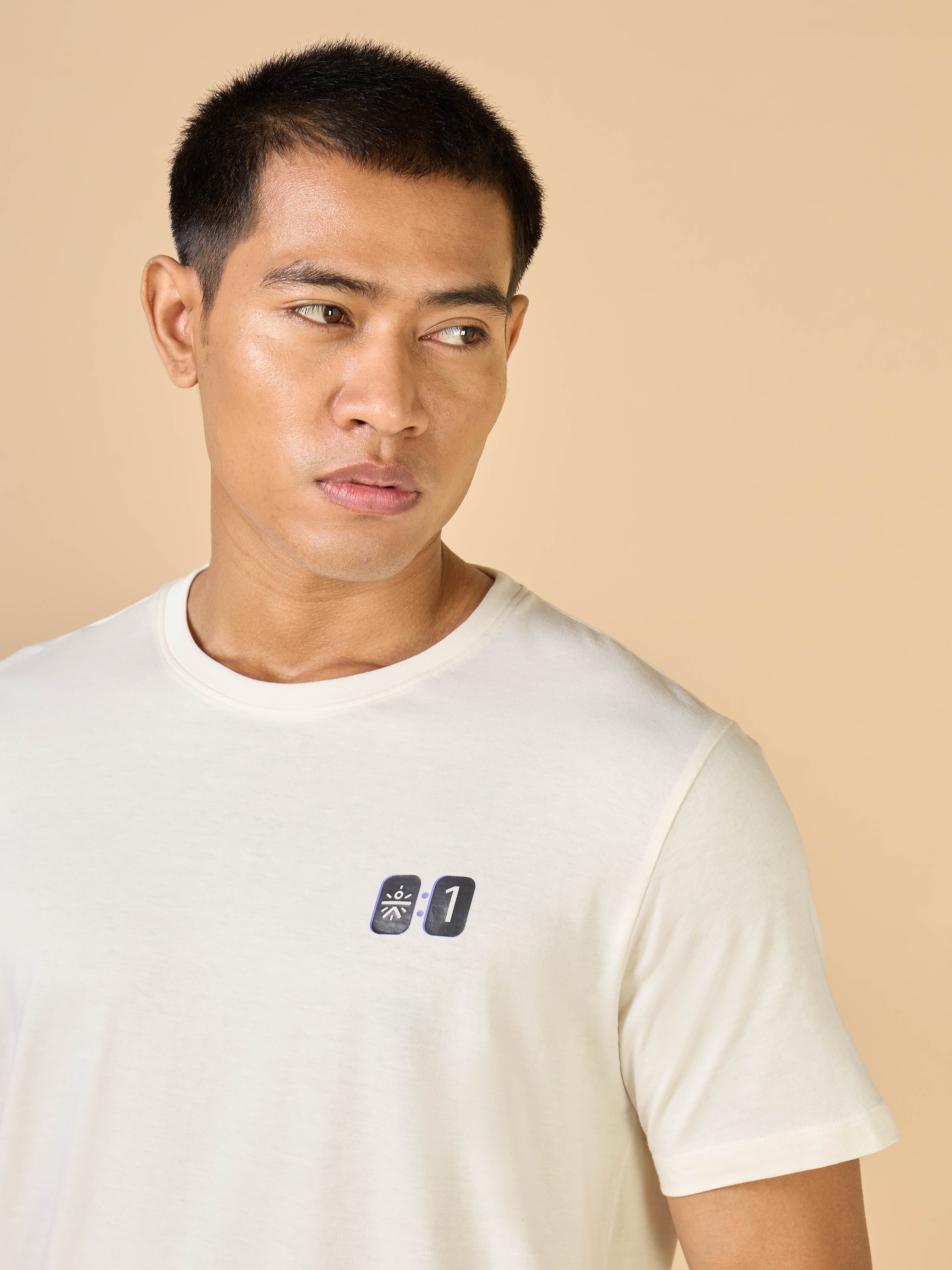 Men's Off White In Action Gracphic T-shirt - Image 7