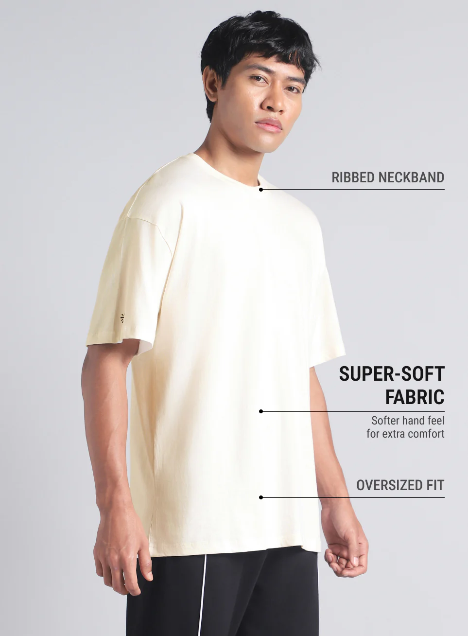 Men's Off White Oversized Graphic T-shirt - Image 5