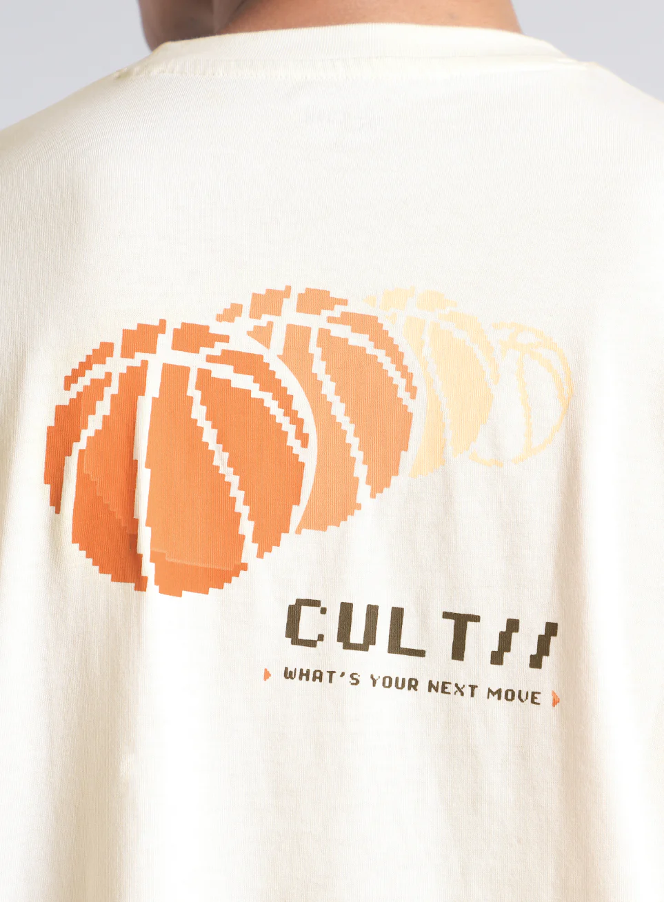 Men's Off White Oversized Graphic T-shirt - Image 8
