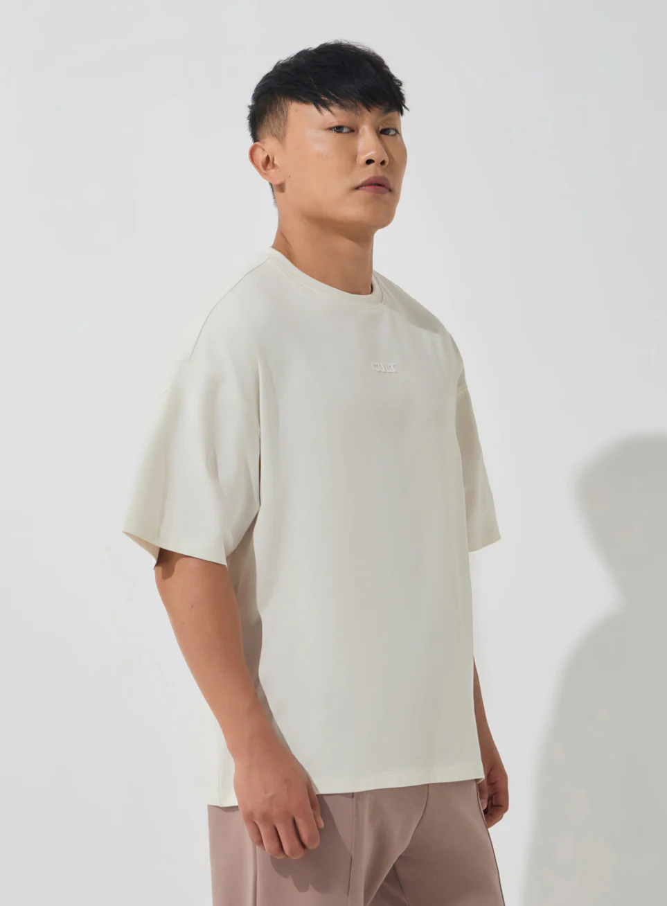 Men's Off-White Soft Form Oversized T-shirt - Image 5